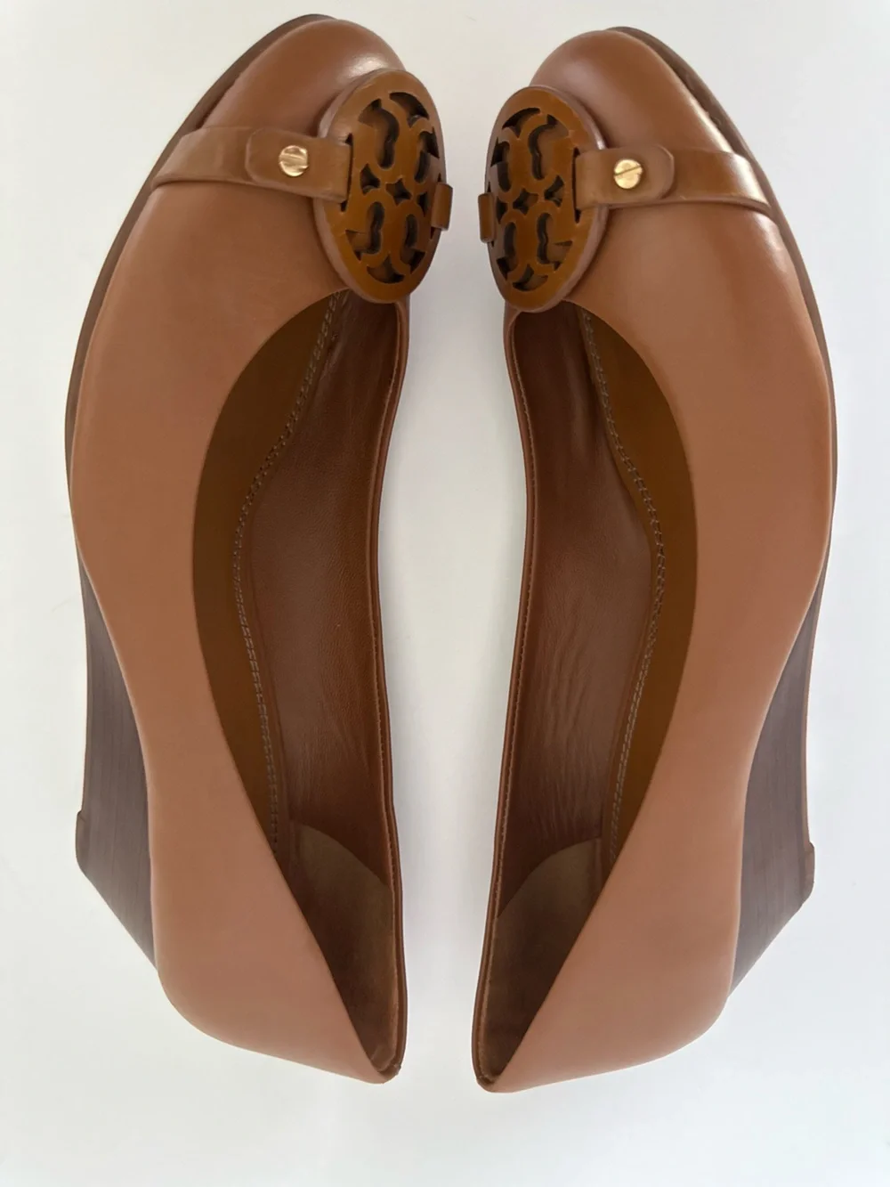 Tory Burch Logo Wedge Heel Shoes Pumps